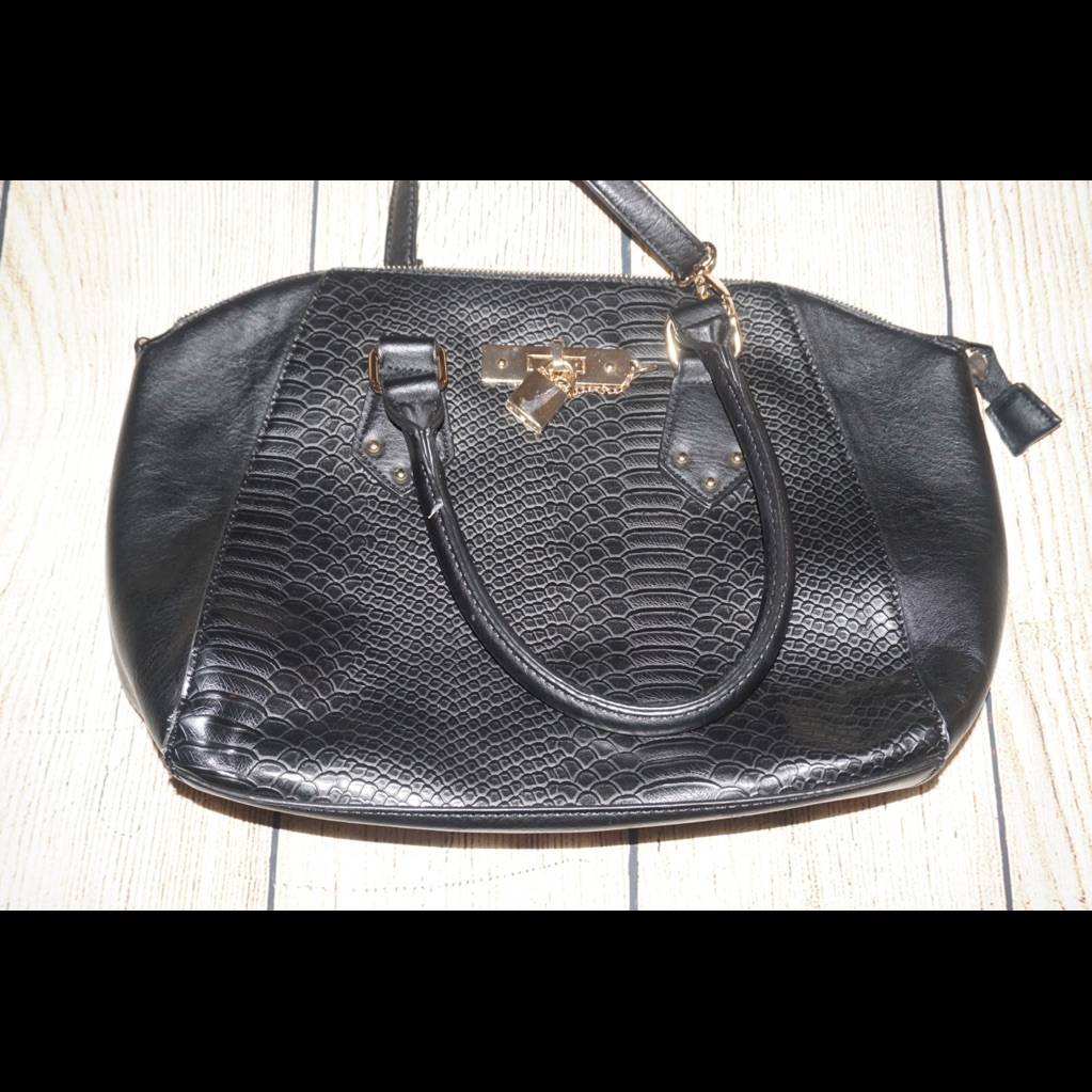 Small Black Purse